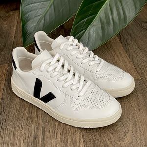 VEJA V-10 Low-Top Court Sneakers
